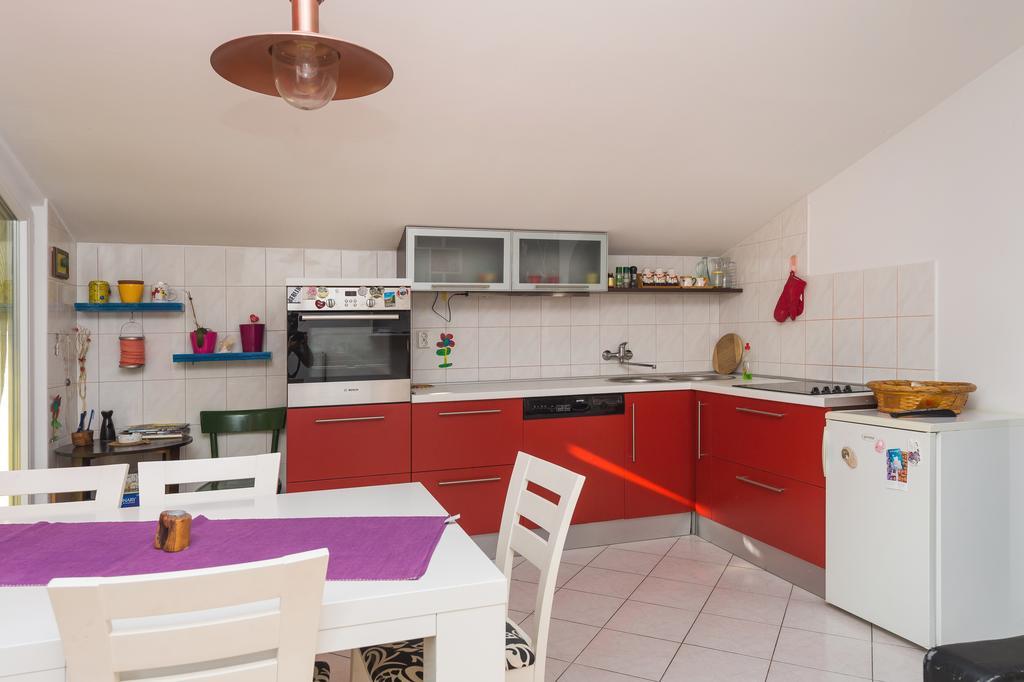 Apartment Milka Vodice Luaran gambar